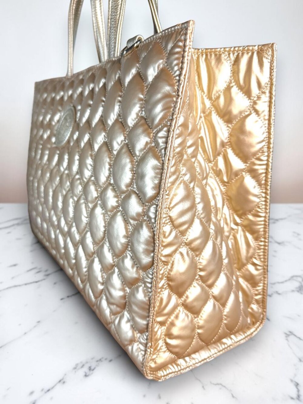 Sharif Global Generation Metallic Champagne Gold Puffer Sample Laptop Tote New - Picture 4 of 12